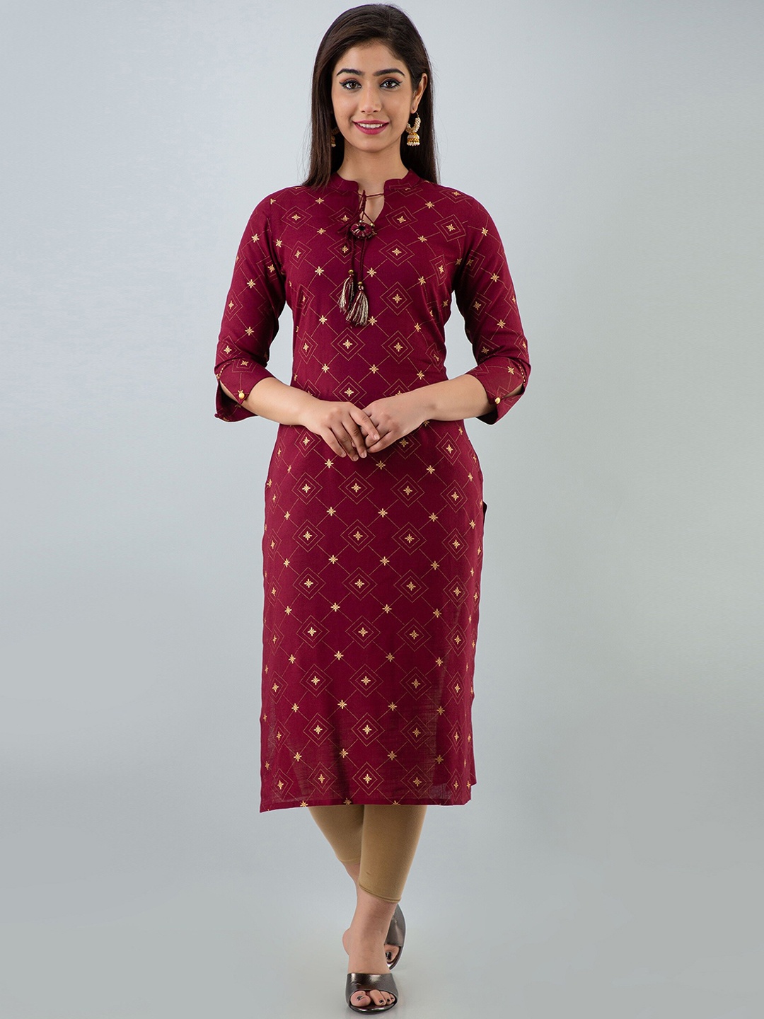 

Charu Women Maroon Geometric Printed Kurta