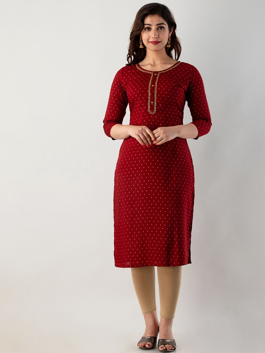

Charu Women Maroon Rayon Straight Kurta