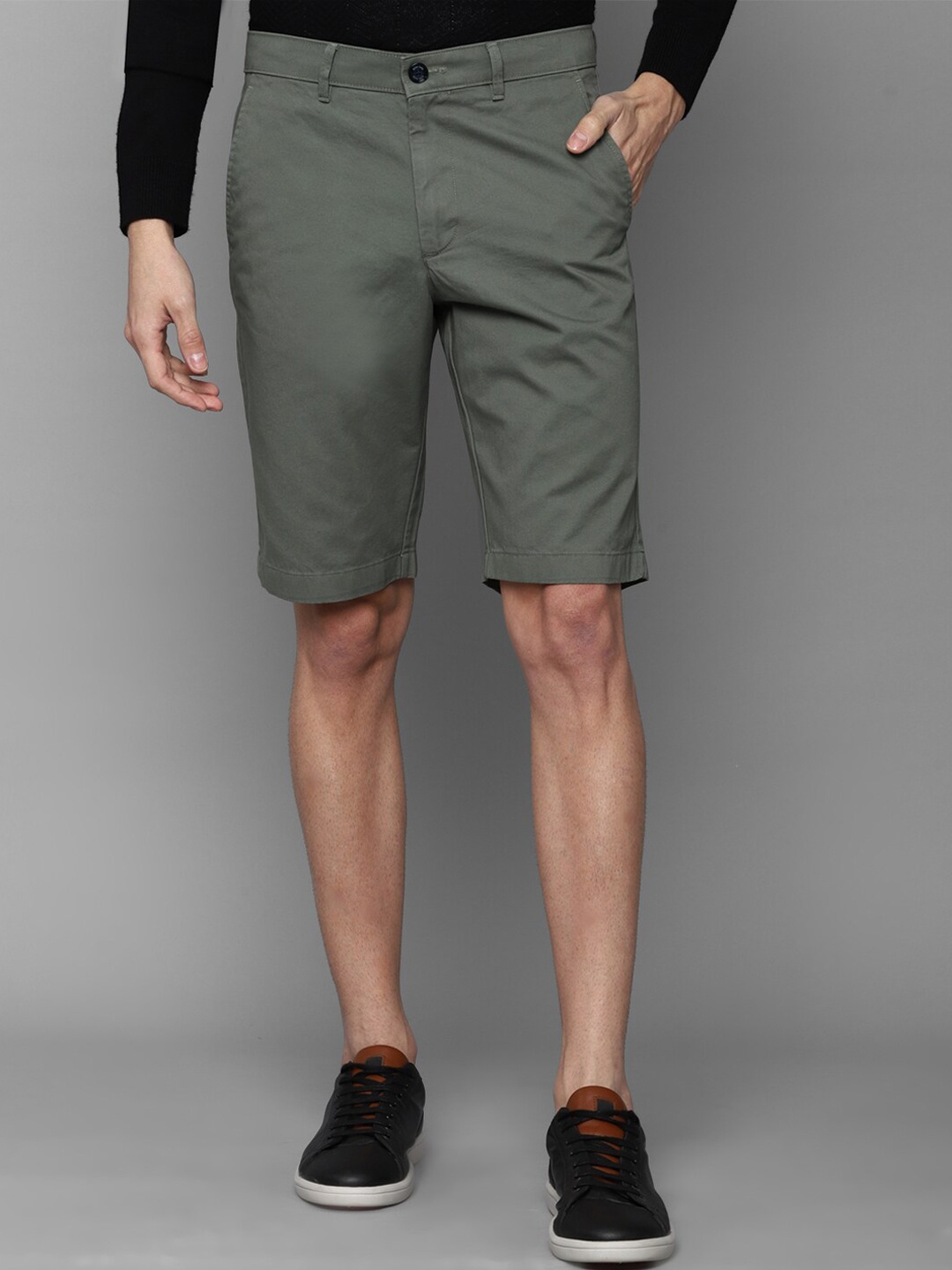 

Allen Solly Men Olive Green Slim Fit Cotton Shorts