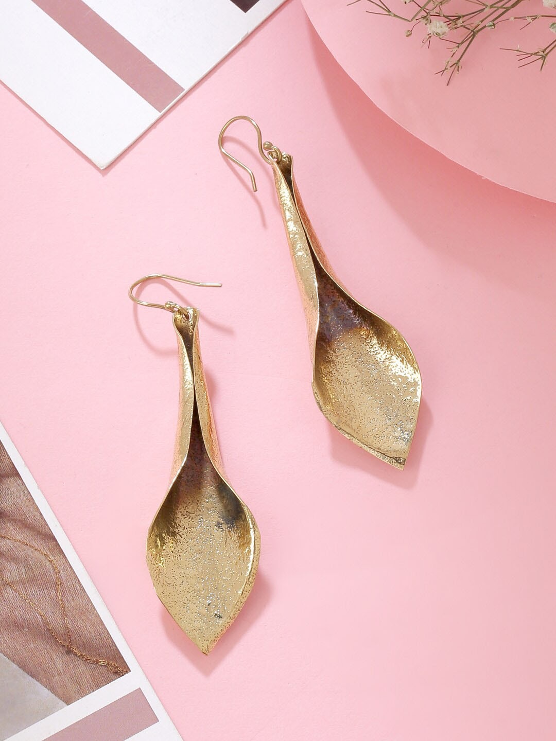 

kashwini Women Gold-Toned Contemporary Drop Earrings