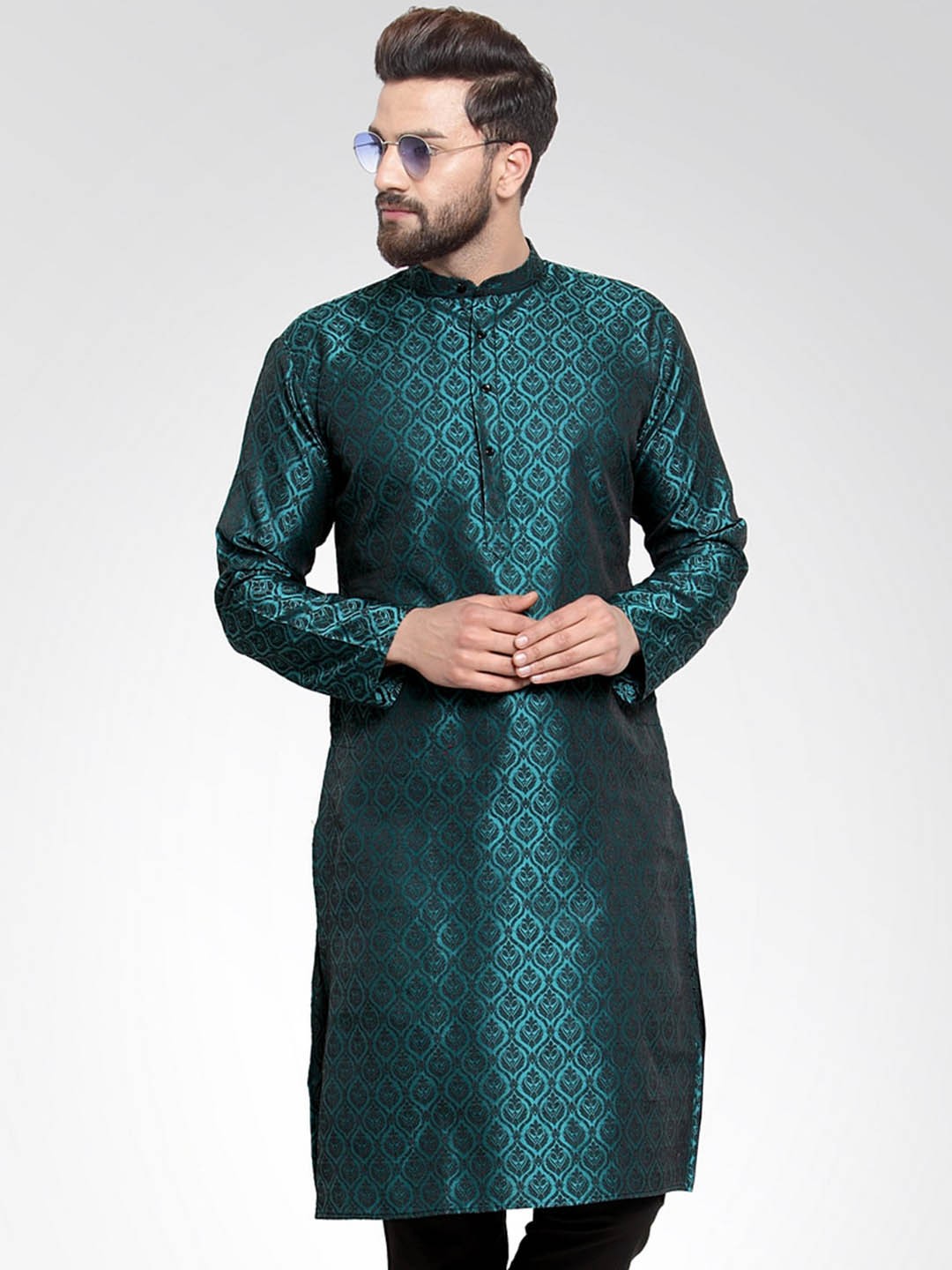 

Jompers Men Green Thread Work Jacquard Kurta