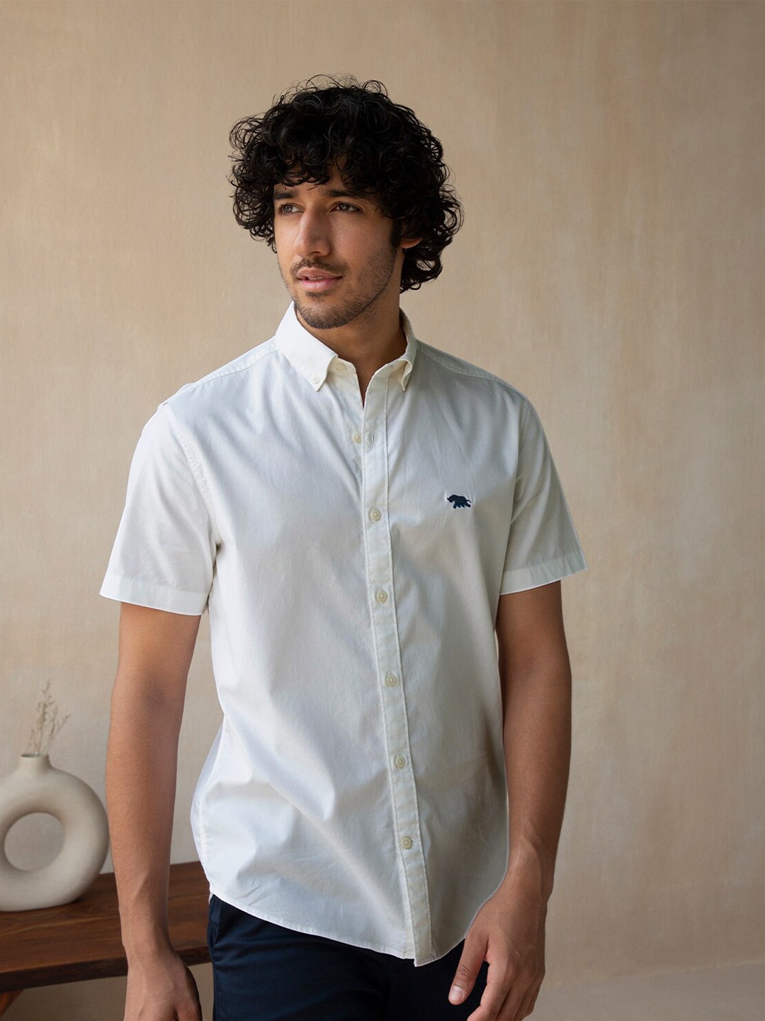 

Andamen Men White Casual Shirt