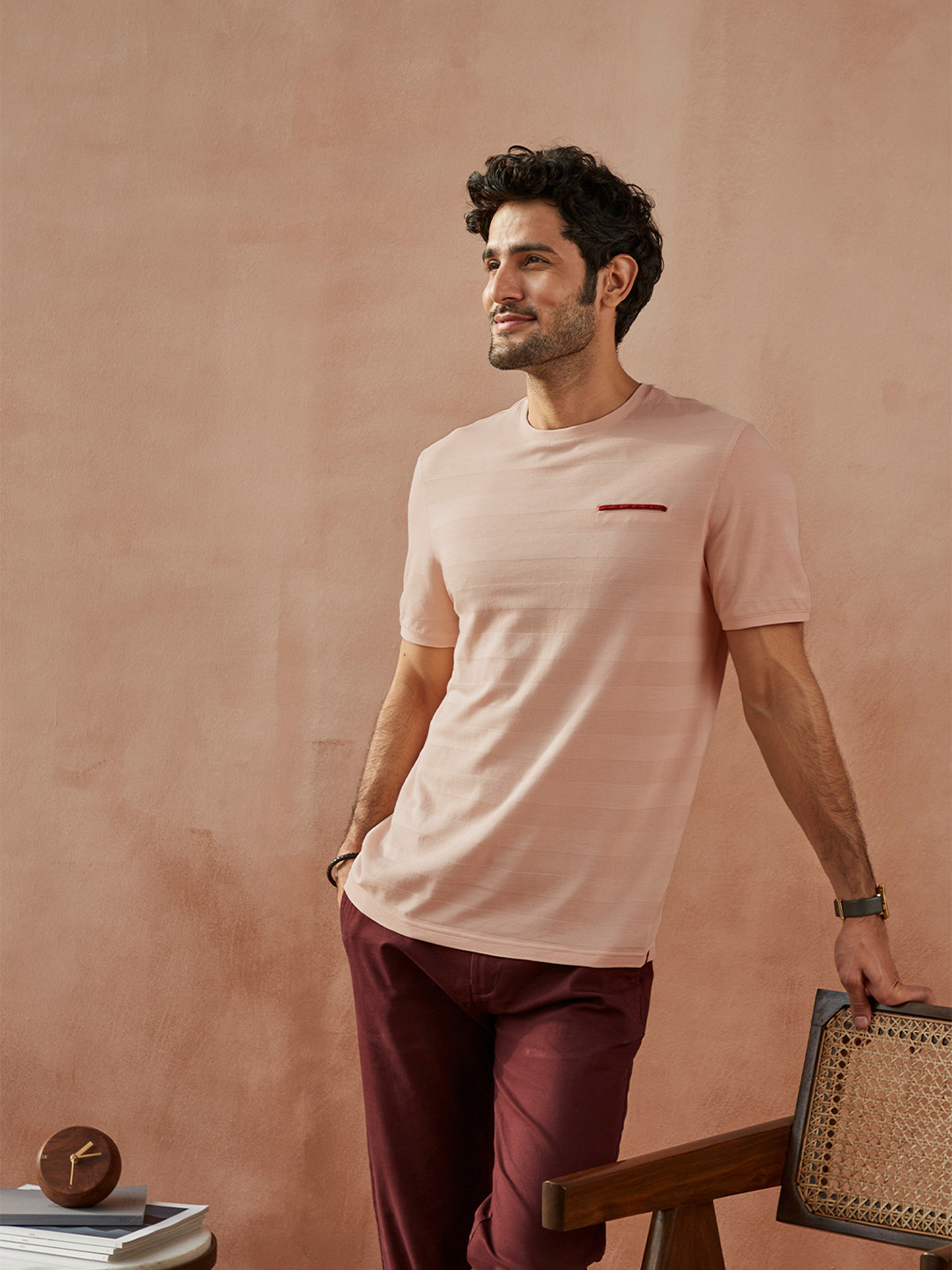 

Andamen Men Peach-Coloured Solid Regular Fit T-shirt