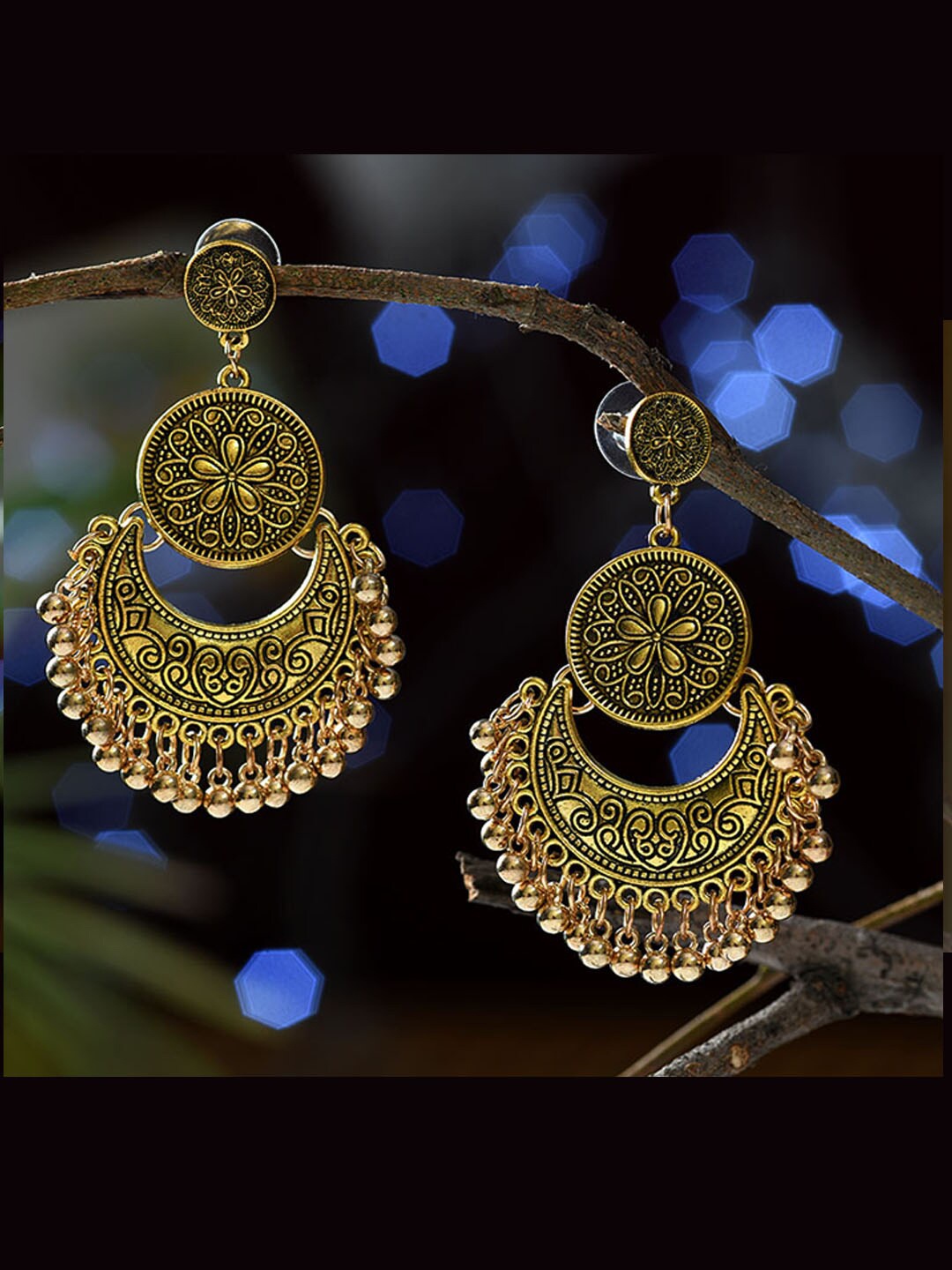 

MIZORRI Gold-Plated Contemporary Chandbalis Earrings