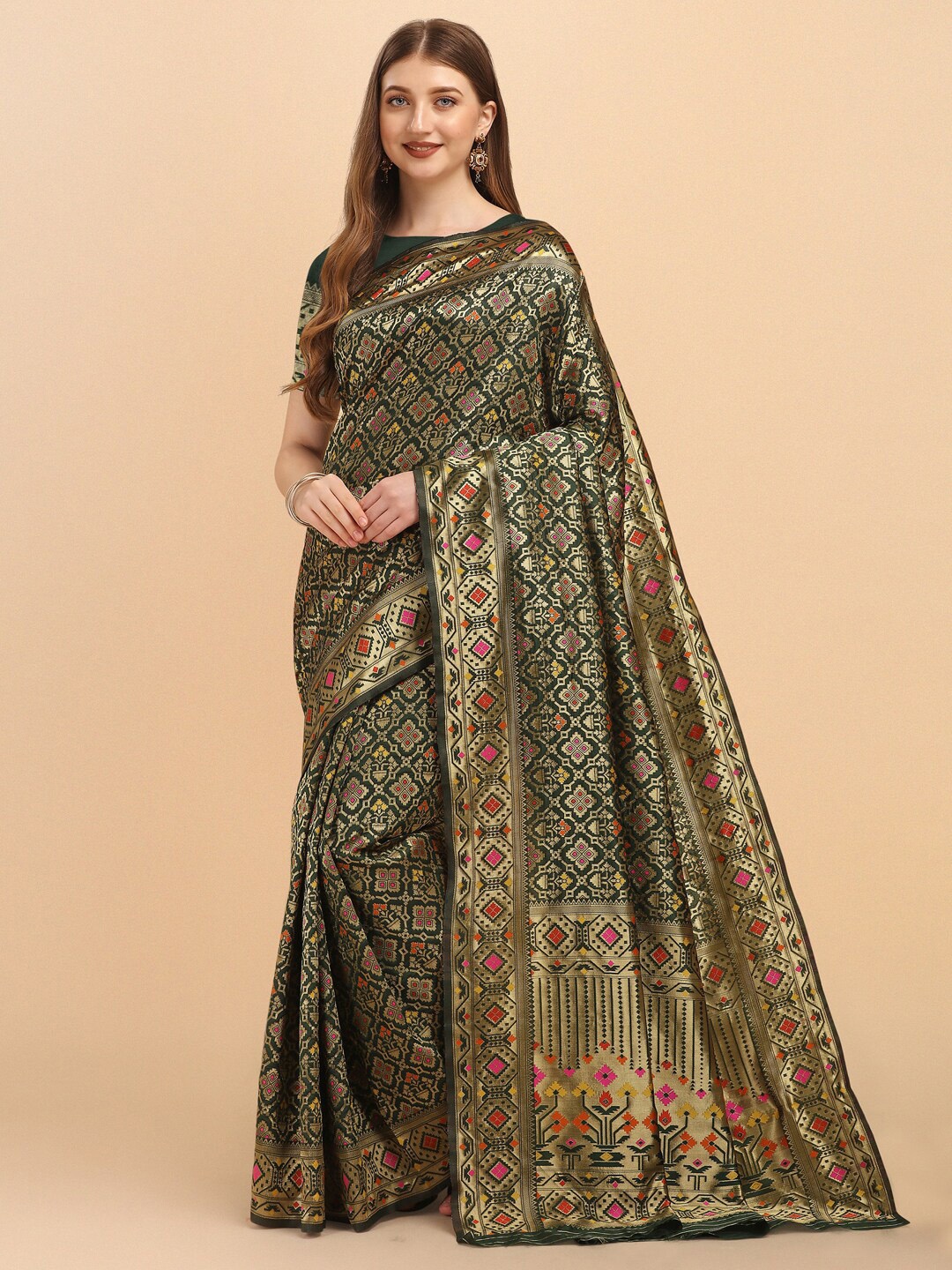 

ZIKARAA Green & Red Bandhani Zari Pure Silk Kanjeevaram Saree
