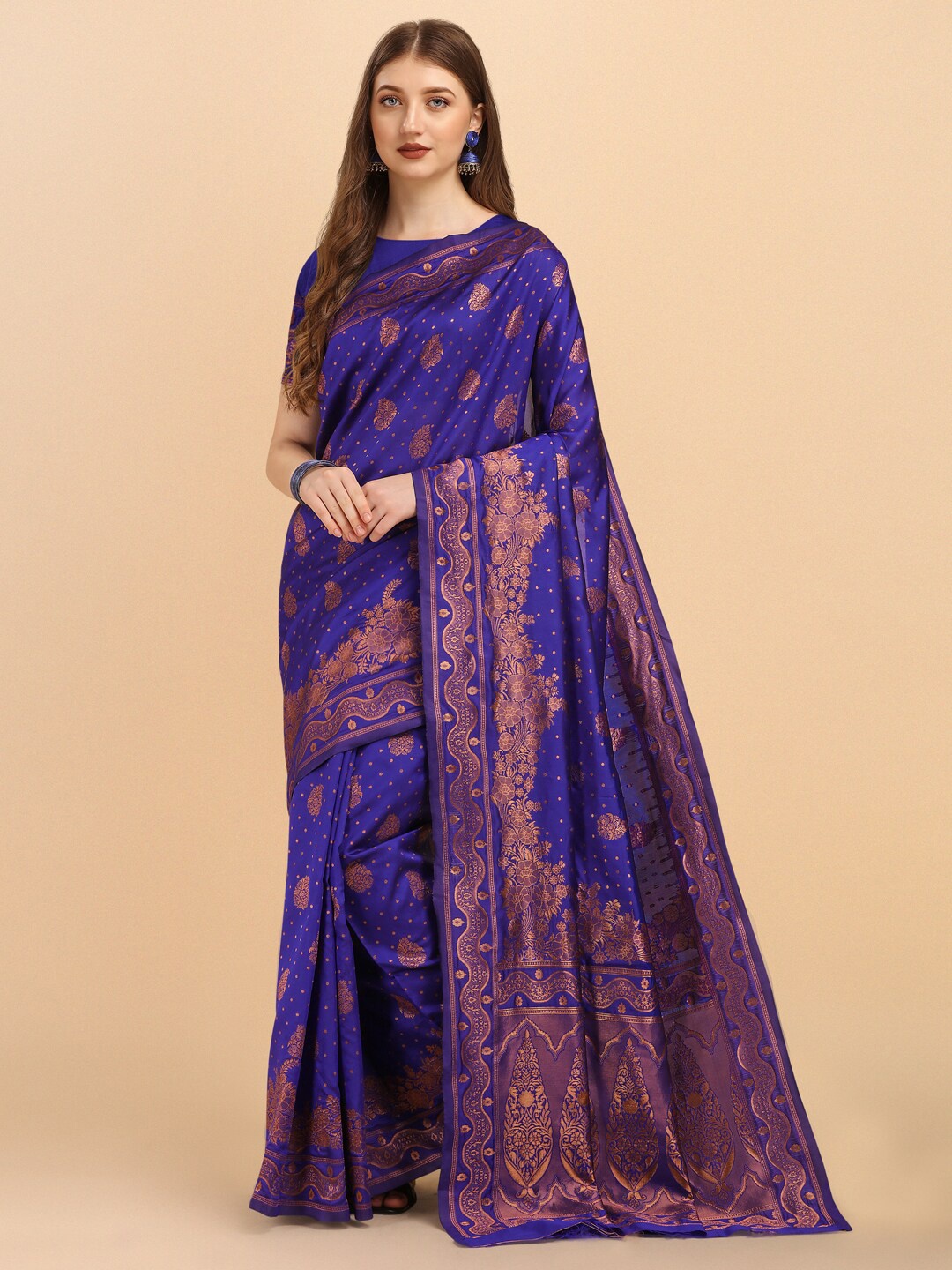 

ZIKARAA Violet & Copper-Toned Woven Design Zari Pure Silk Kanjeevaram Saree