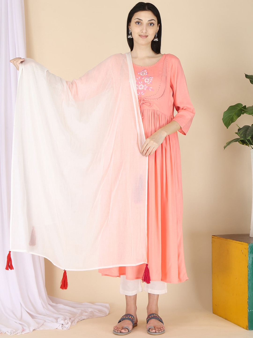 

ERISHA Women Peach-Coloured Yoke Design Thread Work Kurta with Trousers & With Dupatta