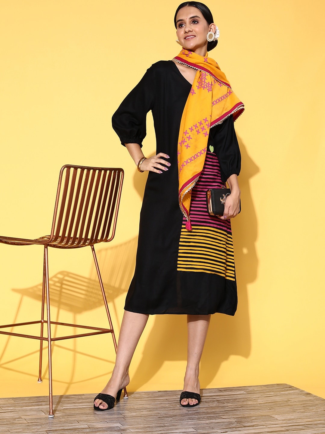 

Sangria Midnight Black A-Line Midi Ethnic Dress with Scarf