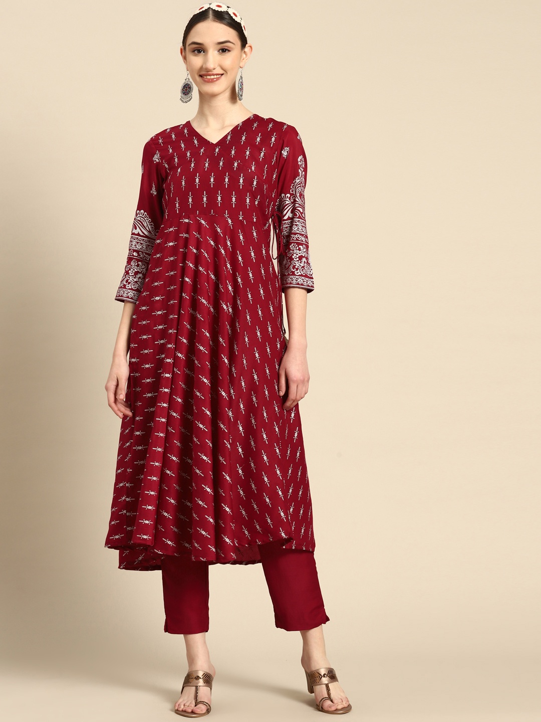 

Sangria Women Maroon Ethnic Motifs Printed Angrakha Kurta with Trousers