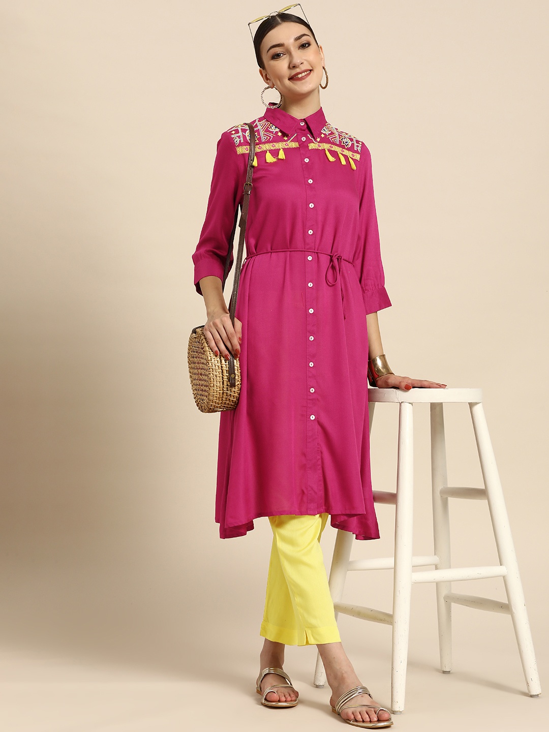 

Sangria Women Magenta & Yellow Ethnic Motifs Embroidered Kurta with Trousers