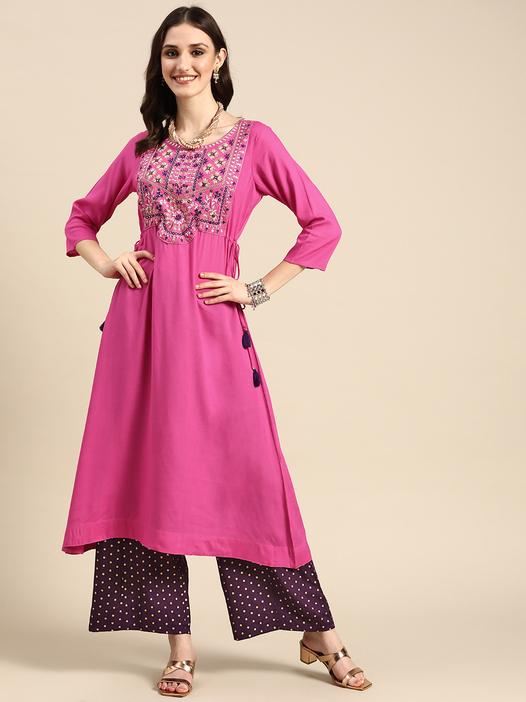 

Sangria Women Pink & Purple Ethnic Motifs Embroidered Yoke Design Kurta with Palazzos