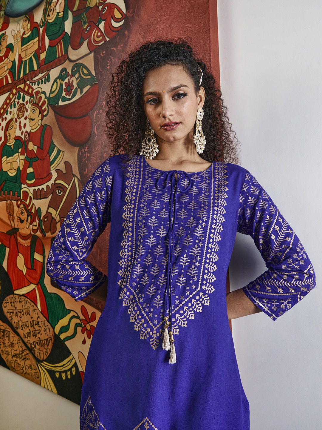 

Sangria Women Blue & Gold- Toned Chevron Printed Kurta with Trousers