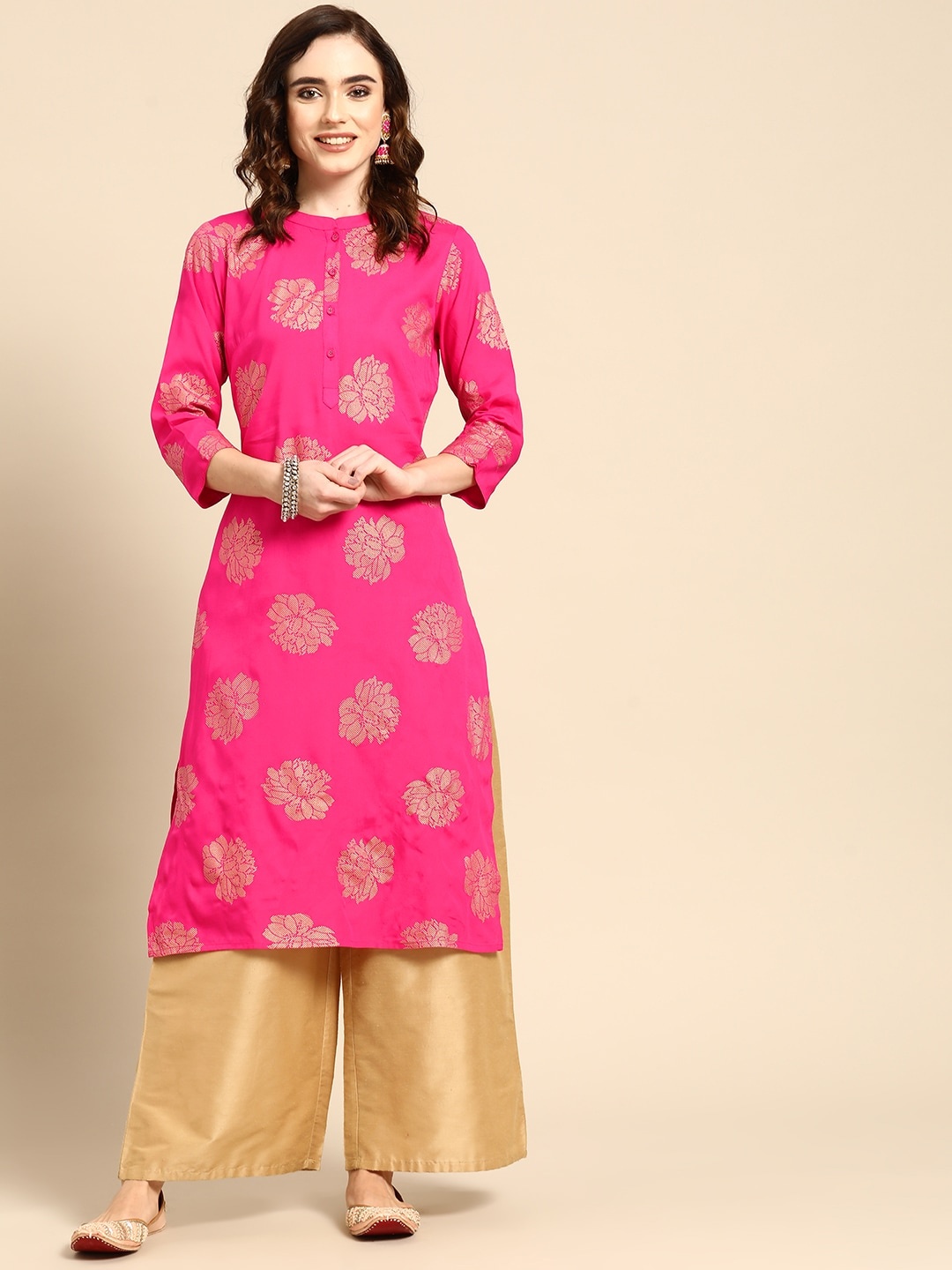 

Sangria Women Fuchsia Pink & Golden Ethnic Motifs Printed Kurta