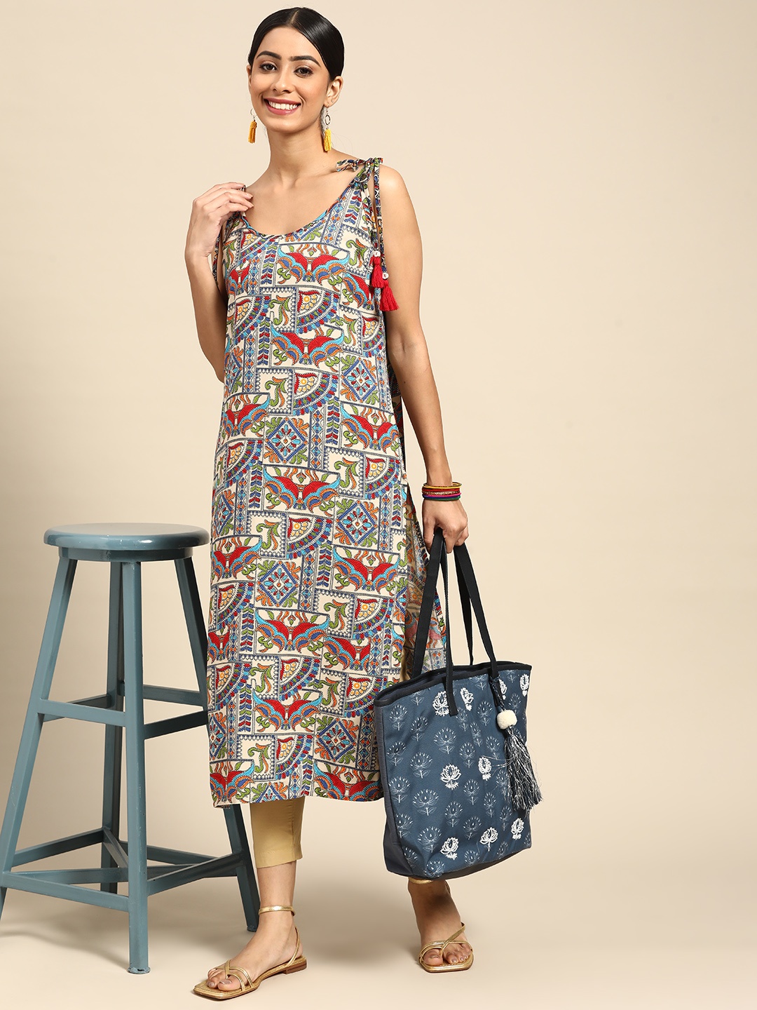 

Sangria Women Cream-Coloured & Blue Ethnic Motifs Printed Kurta