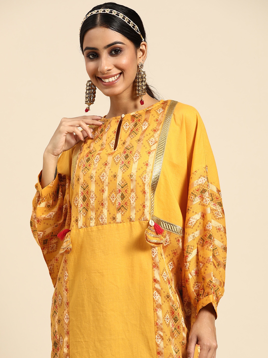 

Sangria Women Yellow & Gold-Toned Pure Cotton Ethnic Motifs Print Kurta