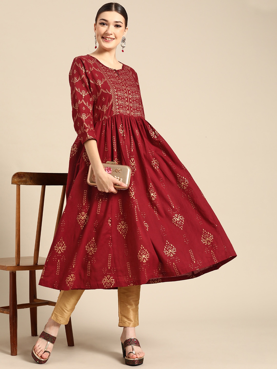 

Sangria Women Maroon & Golden Pure Cotton Ethnic Motifs Printed Kurta