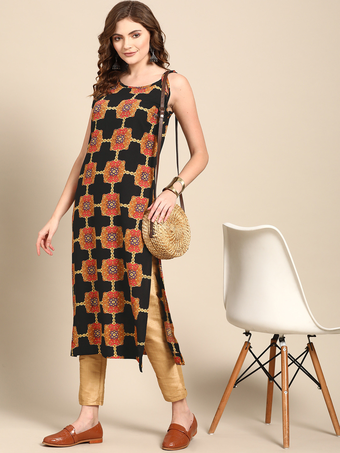 

Sangria Women Black & Beige Ethnic Motifs Printed Kurta