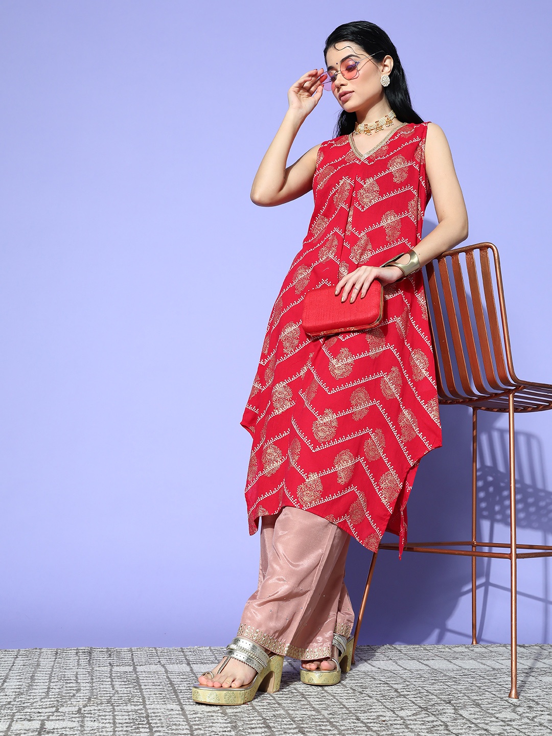 

Sangria Women Beautiful Red Shimmer & Sequin Kurta