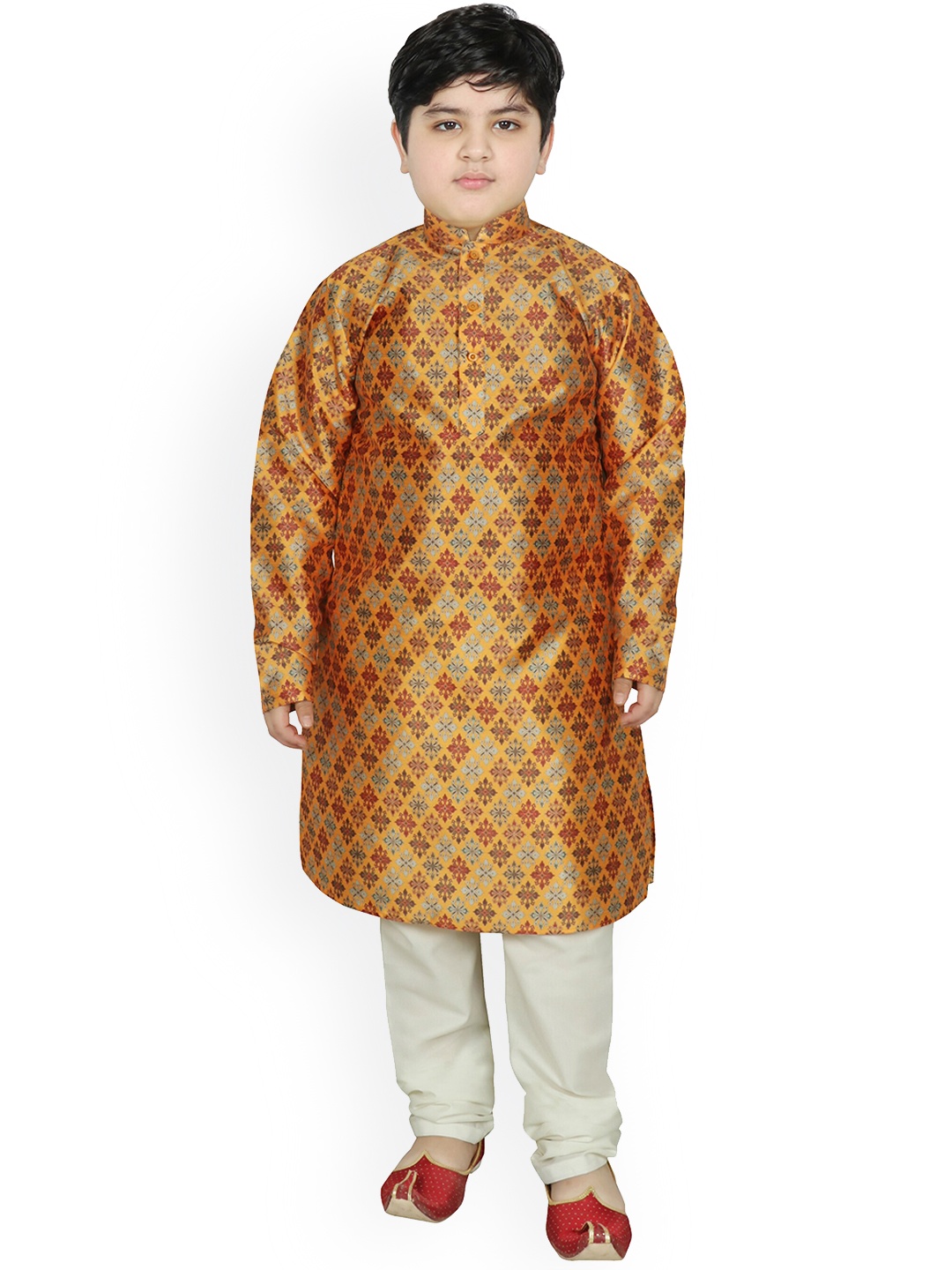 

SG YUVRAJ Boys Yellow Ethnic Motifs Raw Silk Kurta with Churidar