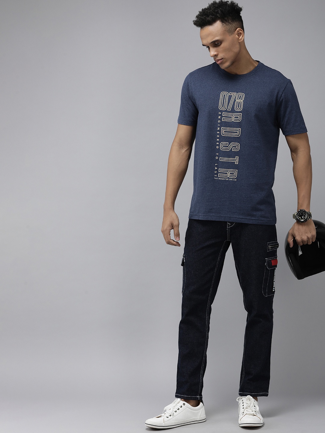 

Roadster Men Navy Blue Brand Logo Printed Pure Cotton T-shirt