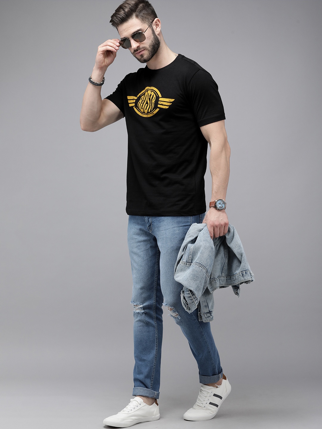 

Roadster Men Black Typography Printed Pure Cotton T-shirt