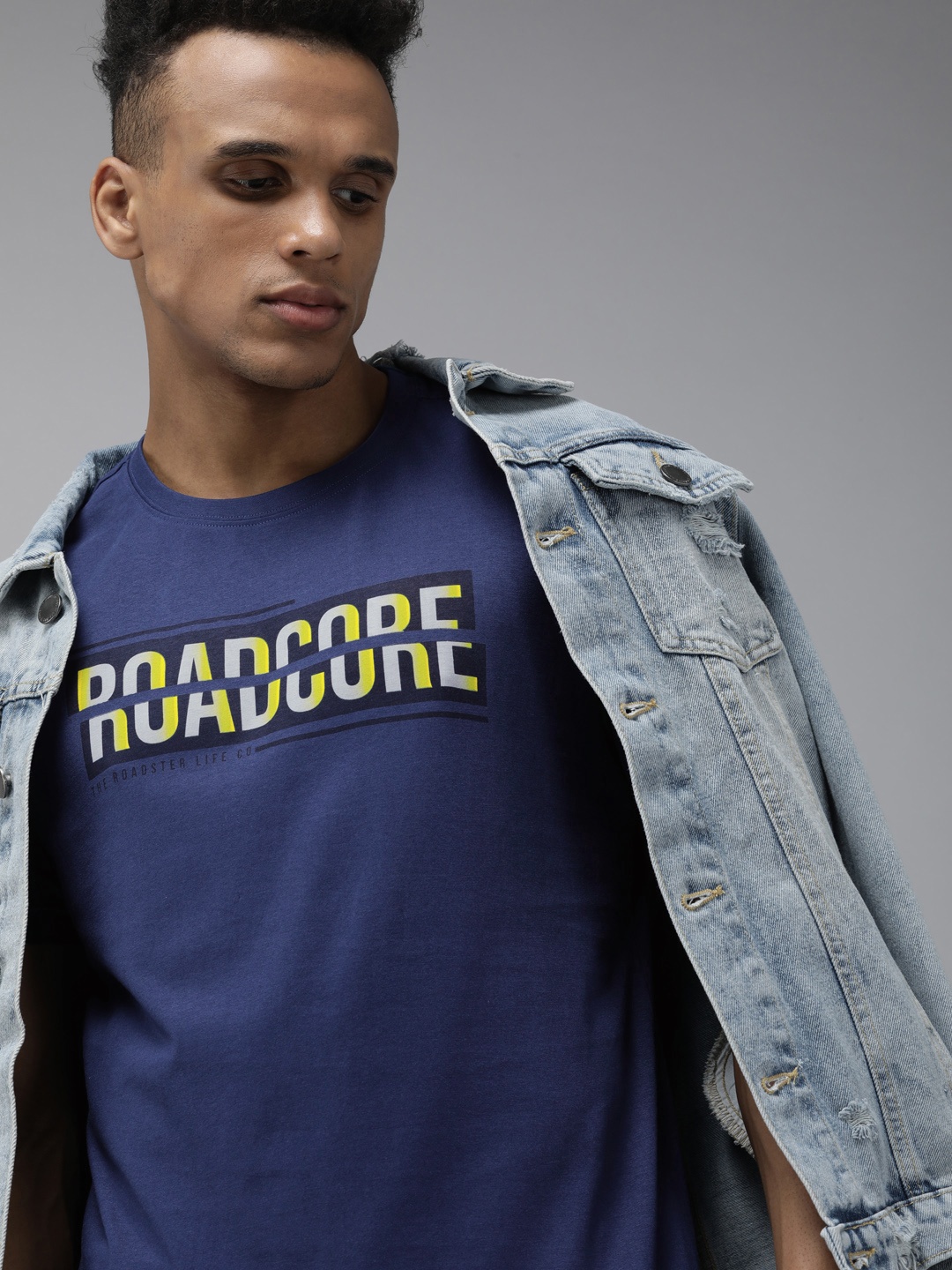 

Roadster Men Blue Printed Pure Cotton T-shirt