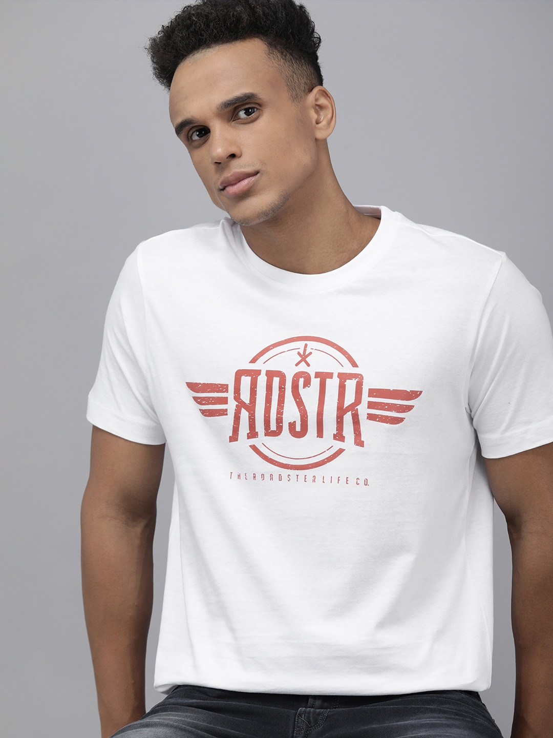 

Roadster Men White Brand Logo Printed Pure Cotton T-shirt