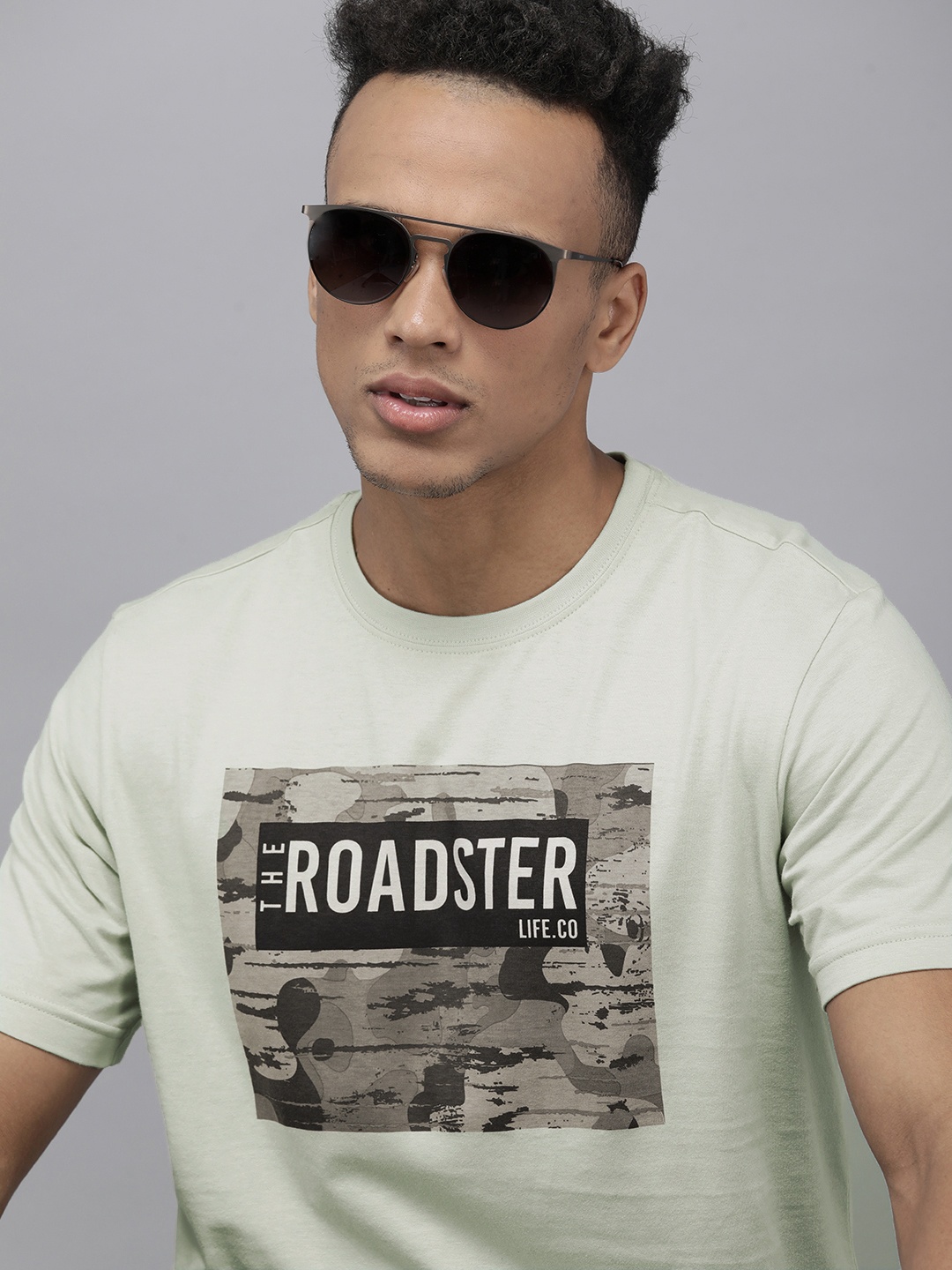 

Roadster Men Green Printed Pure Cotton T-shirt