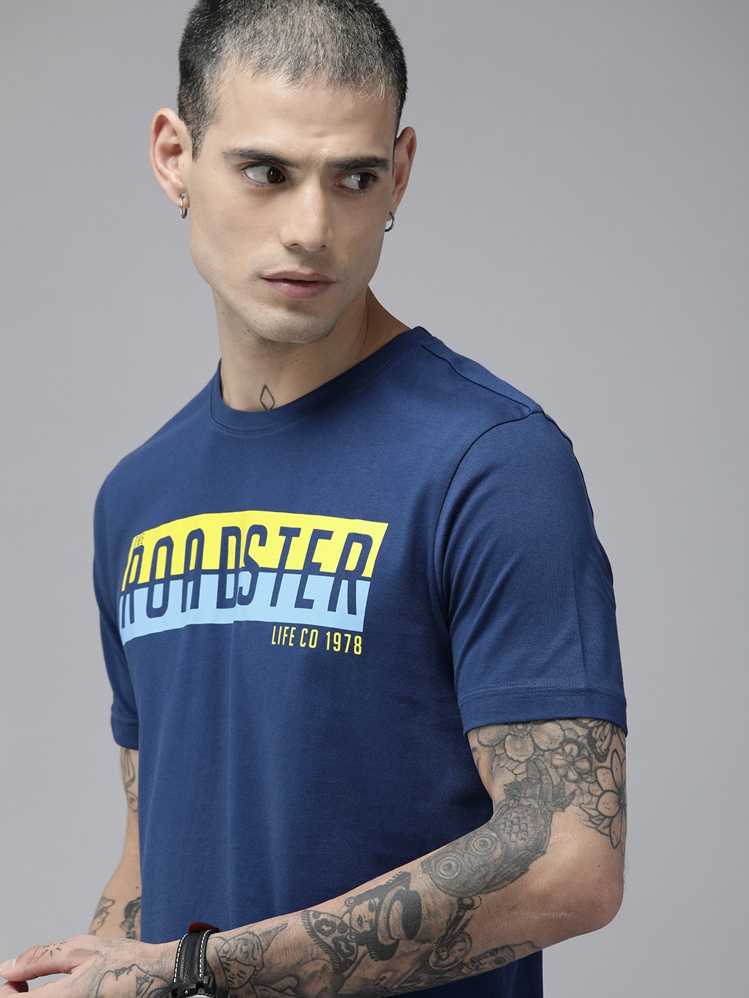 

Roadster Men Navy Blue Brand Logo Printed Pure Cotton T-shirt