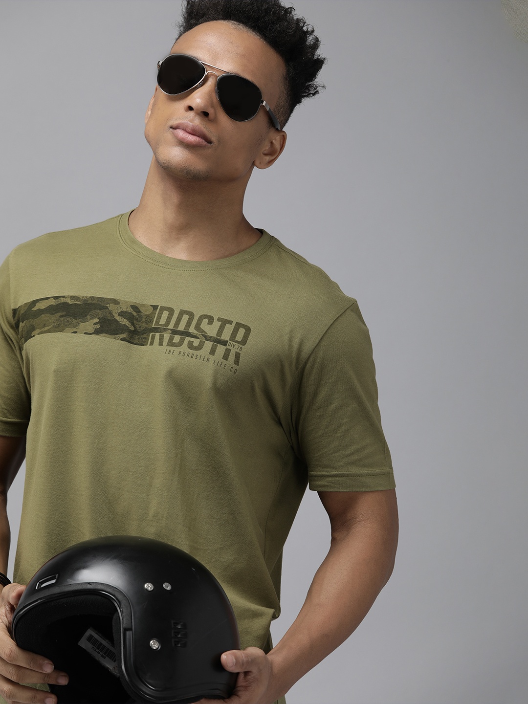 

Roadster Men Olive Green Brand Logo Printed Pure Cotton T-shirt