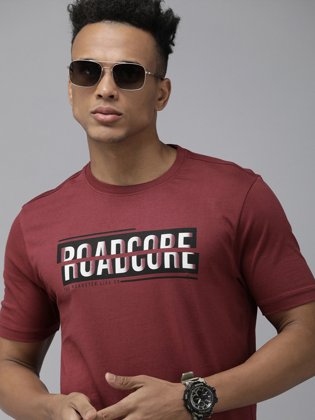 

Roadster Men Maroon Typography Printed Pure Cotton T-shirt