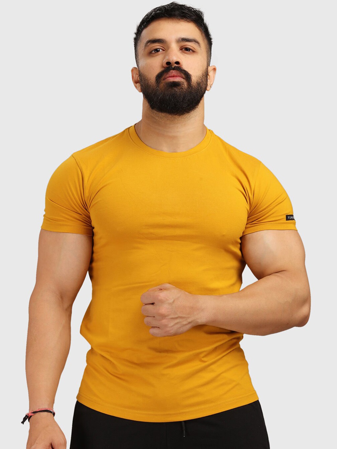 

FUAARK Men Mustard Yellow Slim Fit T-shirt