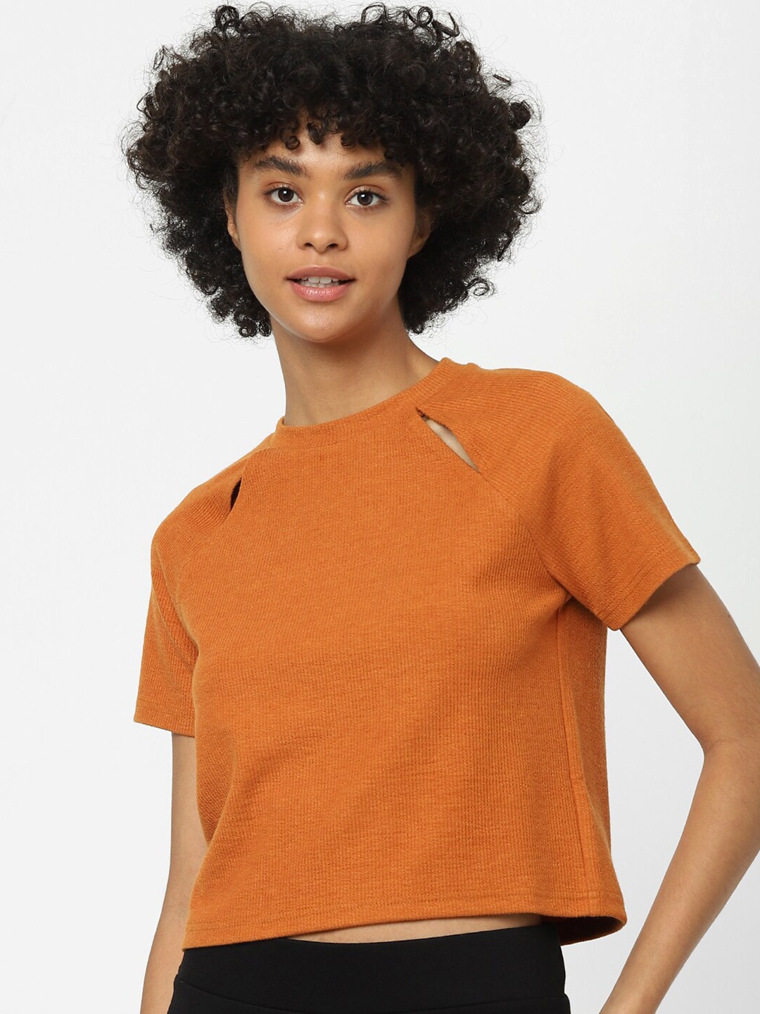 

ONLY Women Brown & christmas orange Colourblocked V-Neck Applique T-shirt