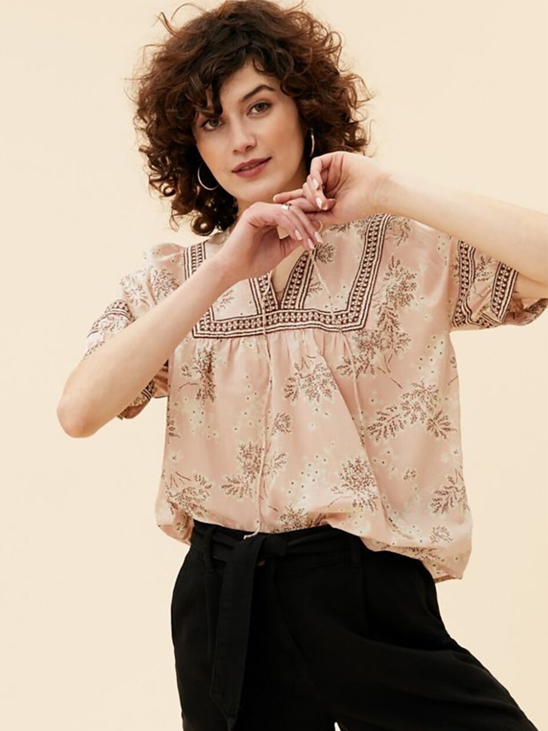 

Marks & Spencer Pink & Brown Floral Print Tie-Up Neck Top