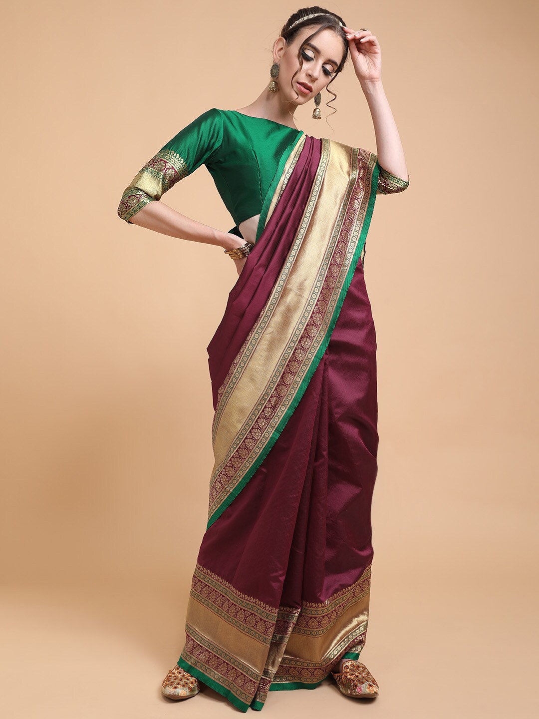 

Sangria Women Burgundy Sarees