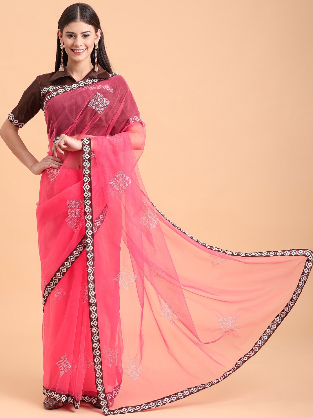 

Sangria Women Pink Sarees