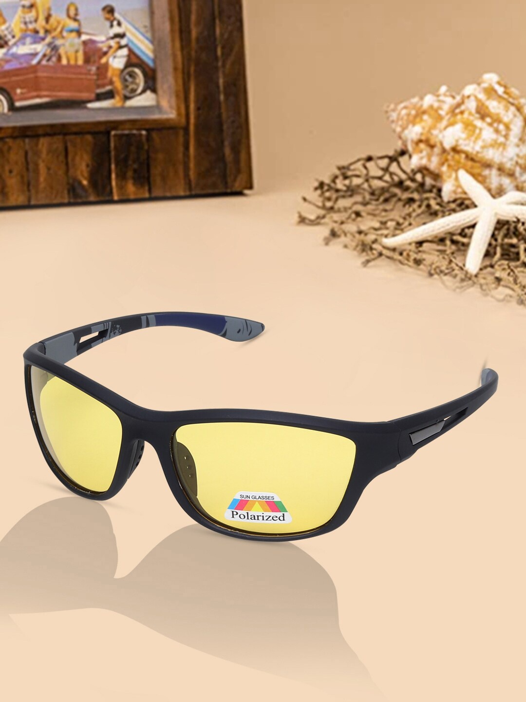 

ALIGATORR Unisex Yellow Lens & Black Sports Sunglasses with UV Protected Lens