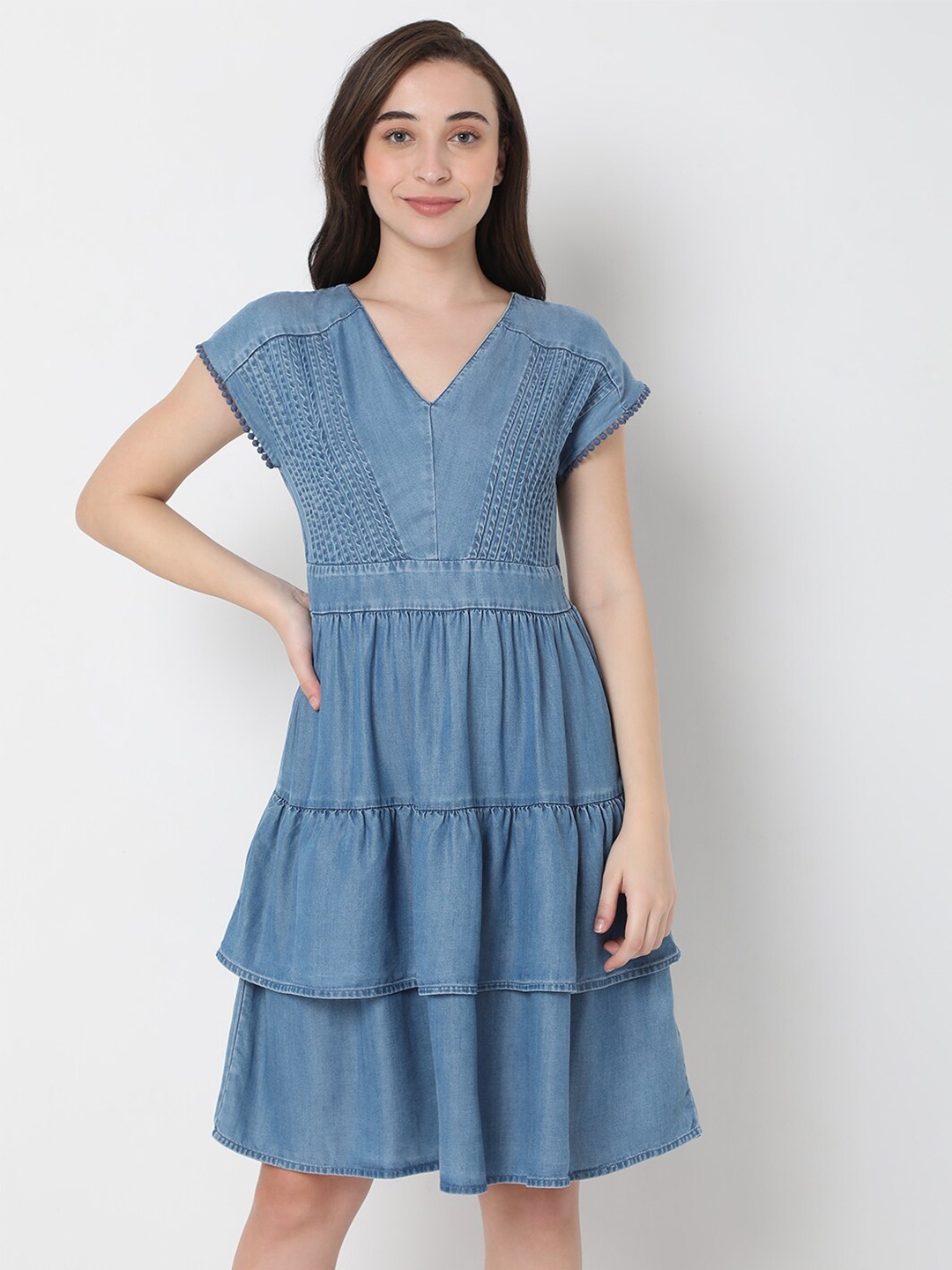 

Vero Moda Blue Solid Layered Dress