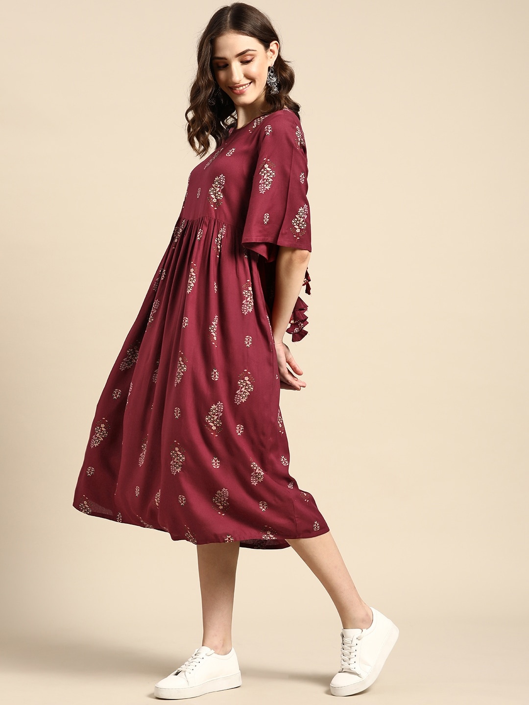 

Sangria Maroon & Grey Floral Ethnic A-Line Midi Dress