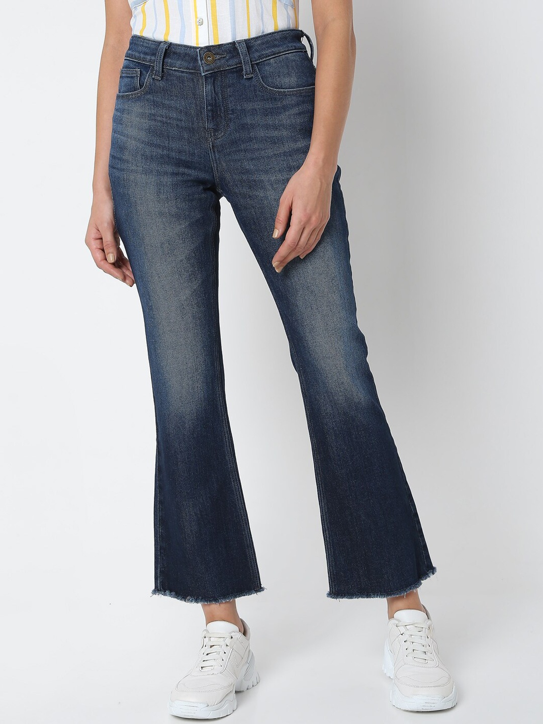 

Vero Moda Women Blue Light Fade Cotton Jeans