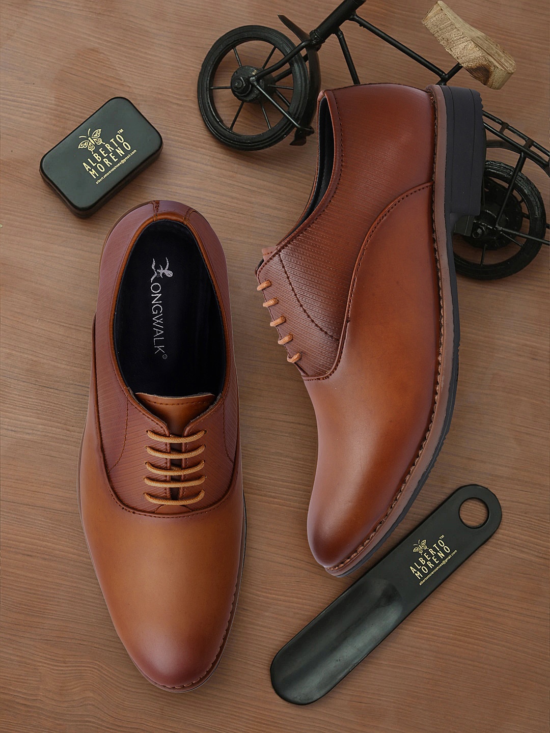 

Longwalk Men Brown Textured Formal Oxford Shoes