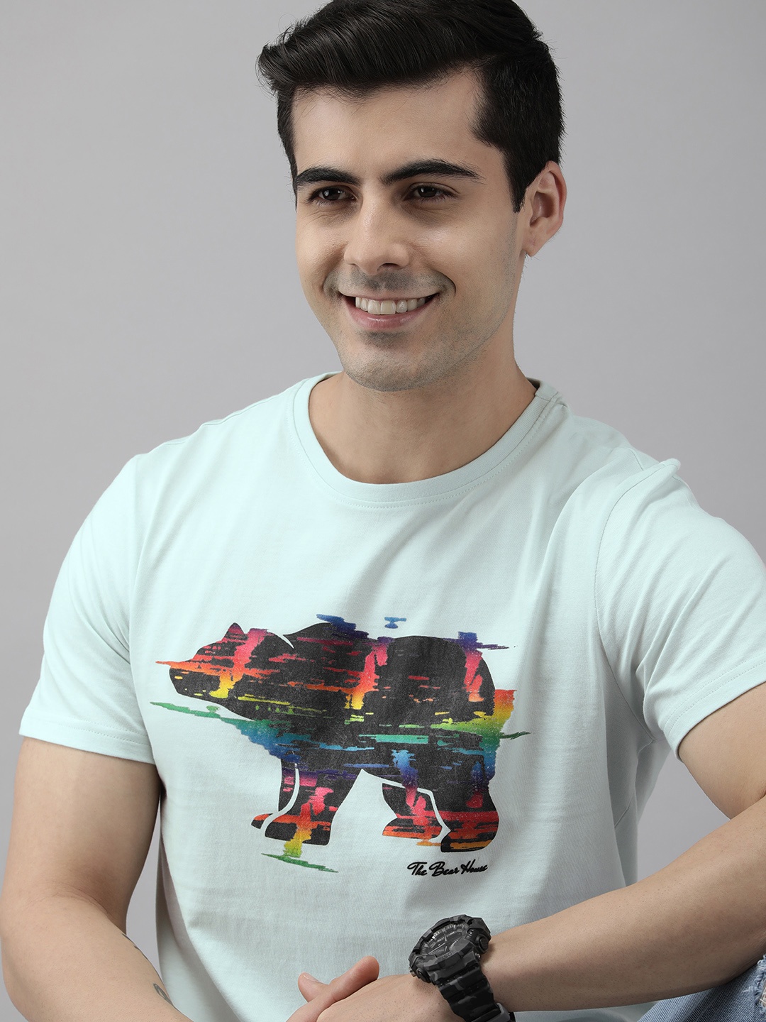 

THE BEAR HOUSE Ardor Edition Men Green & Black Printed Pure Cotton Slim Fit T-shirt