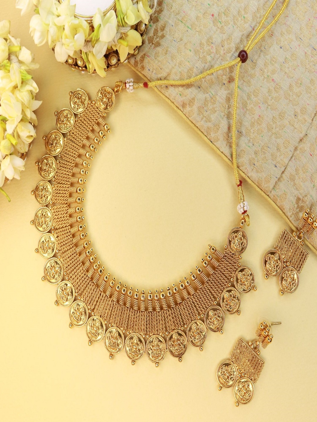 

I Jewels Gold-Plated Temple Choker Jewellery Set