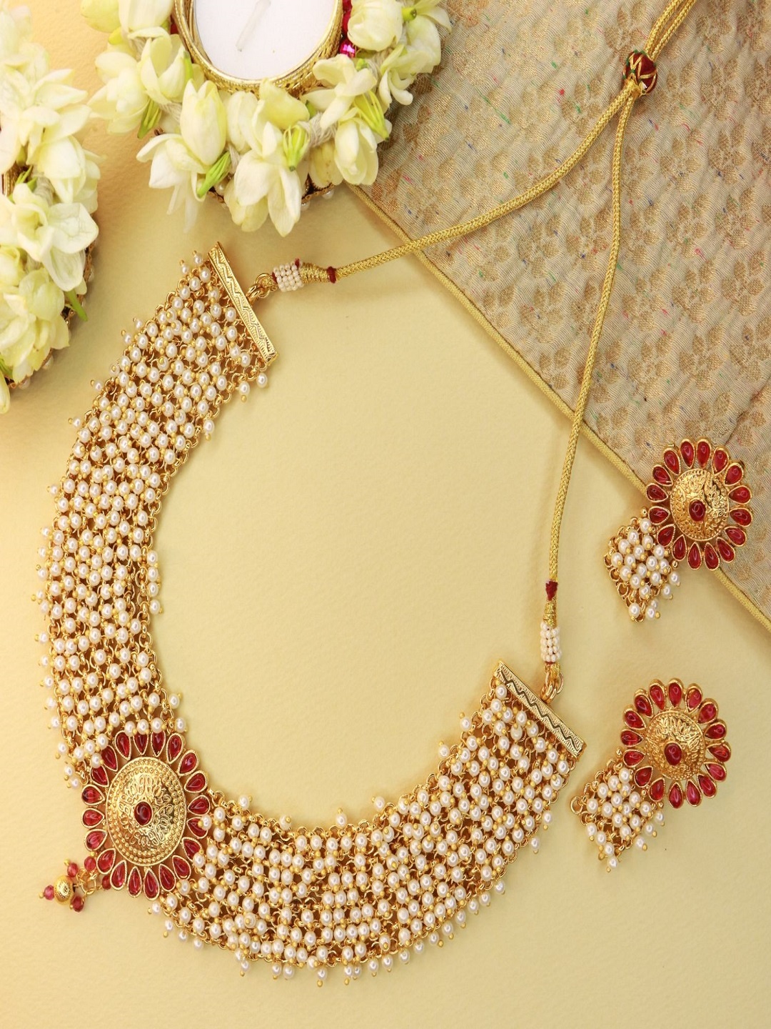 

I Jewels Gold-Plated Stone Studded Beaded Choker Jewellery Set