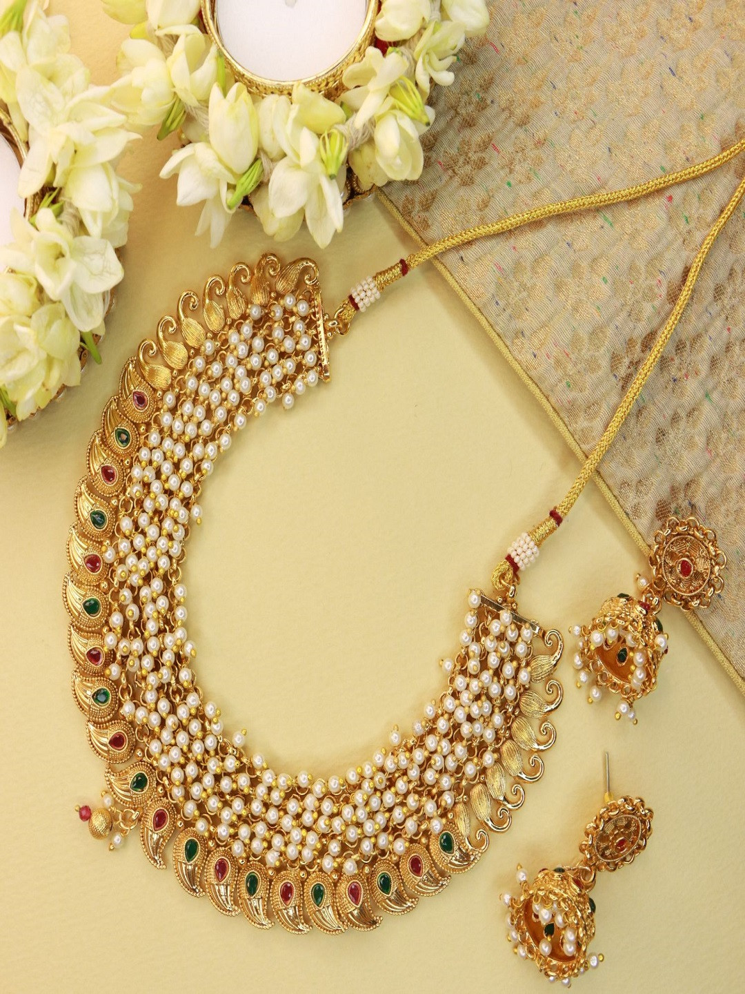 

I Jewels Gold-Plated Stone Studded Beaded Choker Jewellery Set