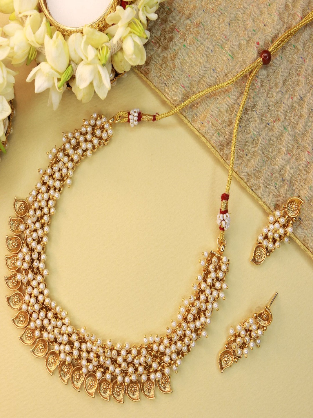 

I Jewels Gold-Plated Beaded Choker Jewellery Set