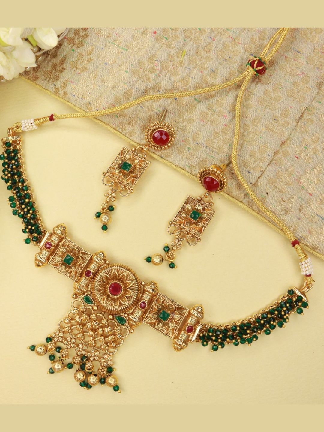 

I Jewels Gold-Plated & Green Choker Jewellery Set