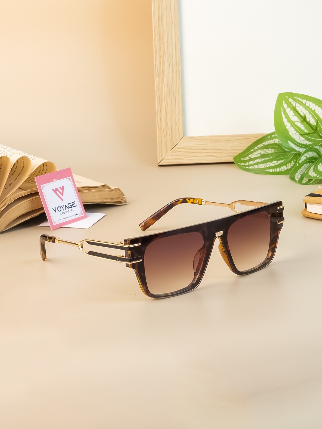 

Voyage Unisex Brown Lens & Brown Gradient Wayfarer Sunglasses with UV Protected Lens