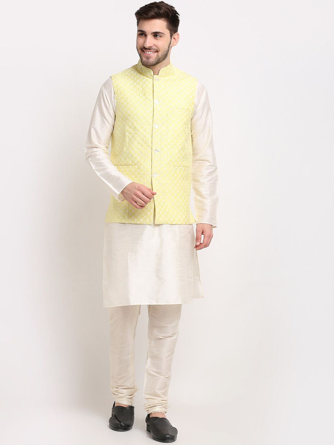 

Jompers Men Cream-Coloured Dupion Silk Kurta with Pyjamas with Nehru Jacket