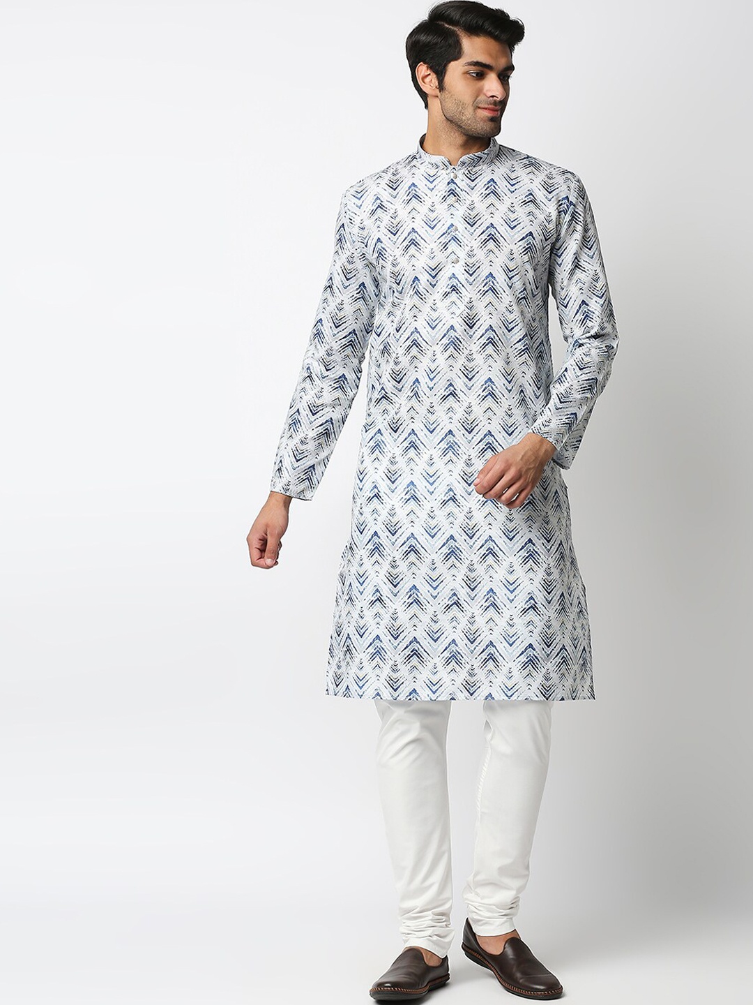 

MEWAR Men Multicoloured & bit of blue Ethnic Motifs Printed Thread Work Kurta, Multi